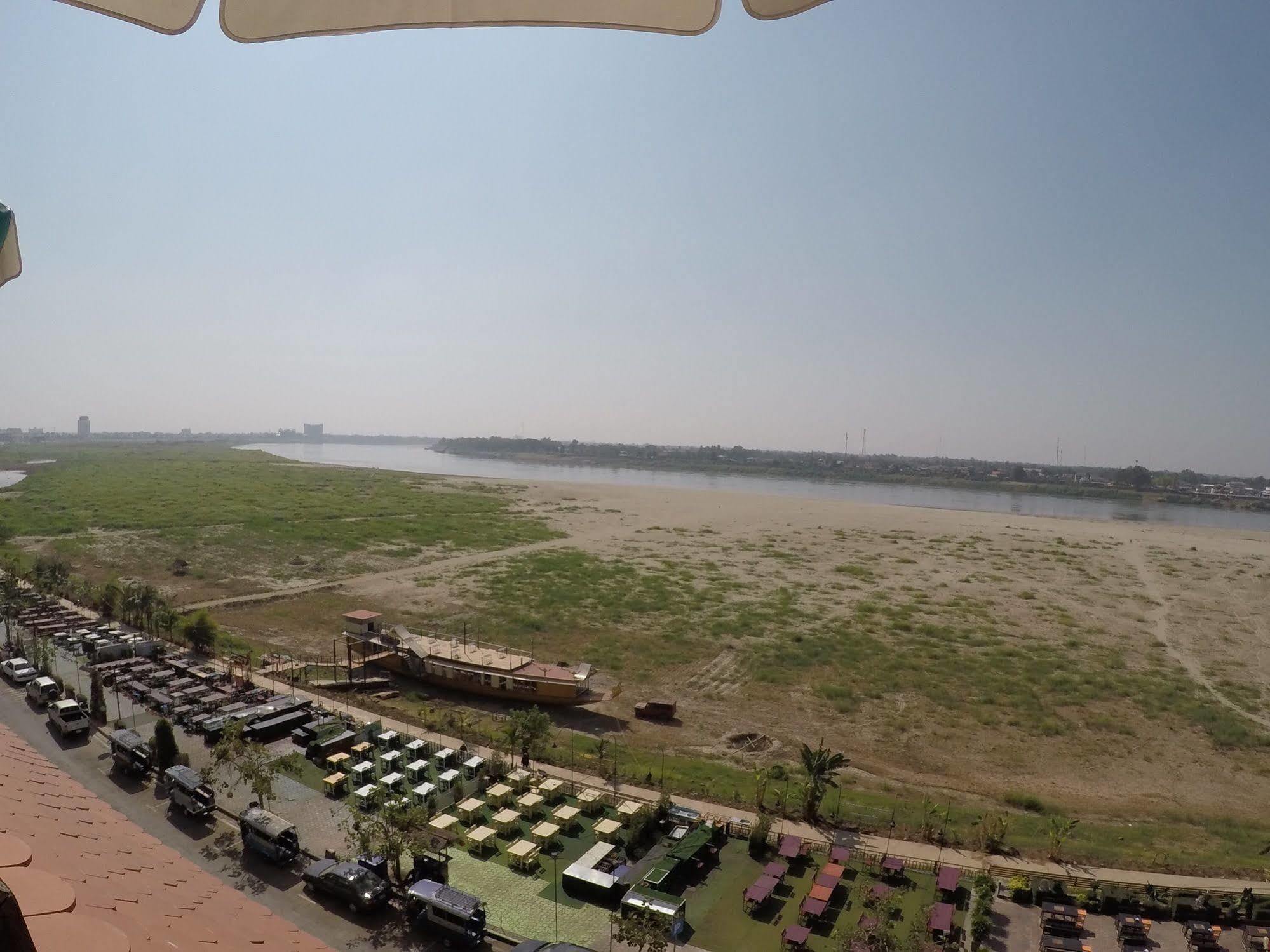 Sengtawan Riverside Hotel Vientiane Exteriér fotografie